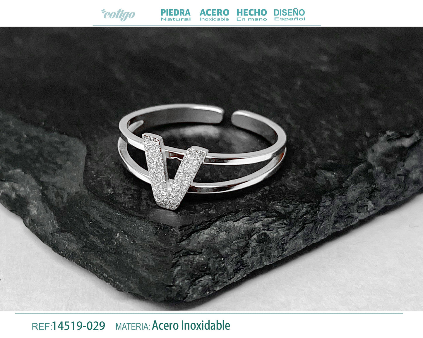 Anillo Acero Letra V color plateado
