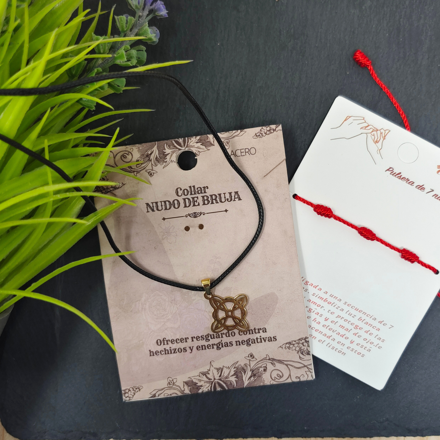 Colgante Nudo bruja Acero Inoxidable color Dorado