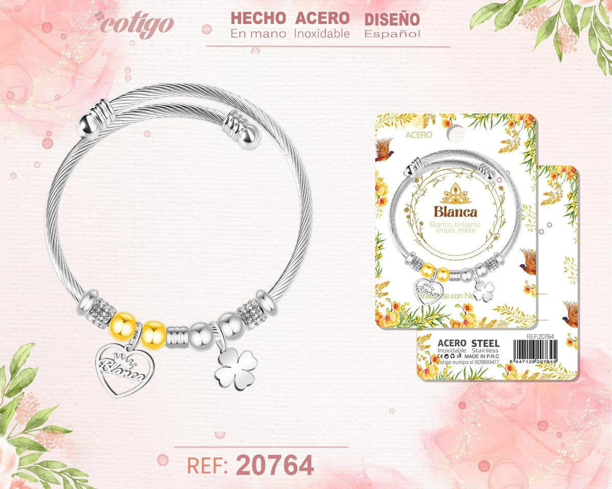 Brazalete rígido de acero inoxidable estilo cable trenzado con el nombre Blanca, colgante de corazón, trébol de la suerte y detalles brillantes.