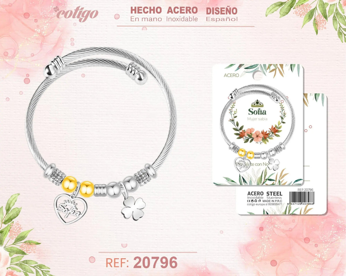 Pulsera rígida de acero inoxidable con nombre Sofía, dijes de corazón, trébol de cuatro hojas y detalles dorados.
