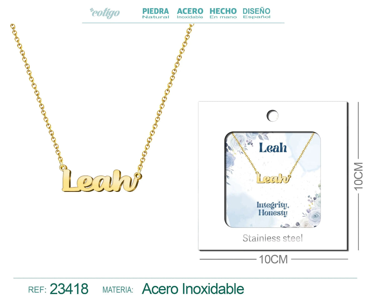 Collar dorado con nombre Leah escrito en cursiva diseño moderno minimalista y acabado brillante
