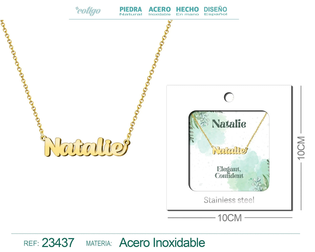 Collar dorado con nombre Natalie escrito en cursiva diseño clásico sofisticado y acabado brillante en acero inoxidable