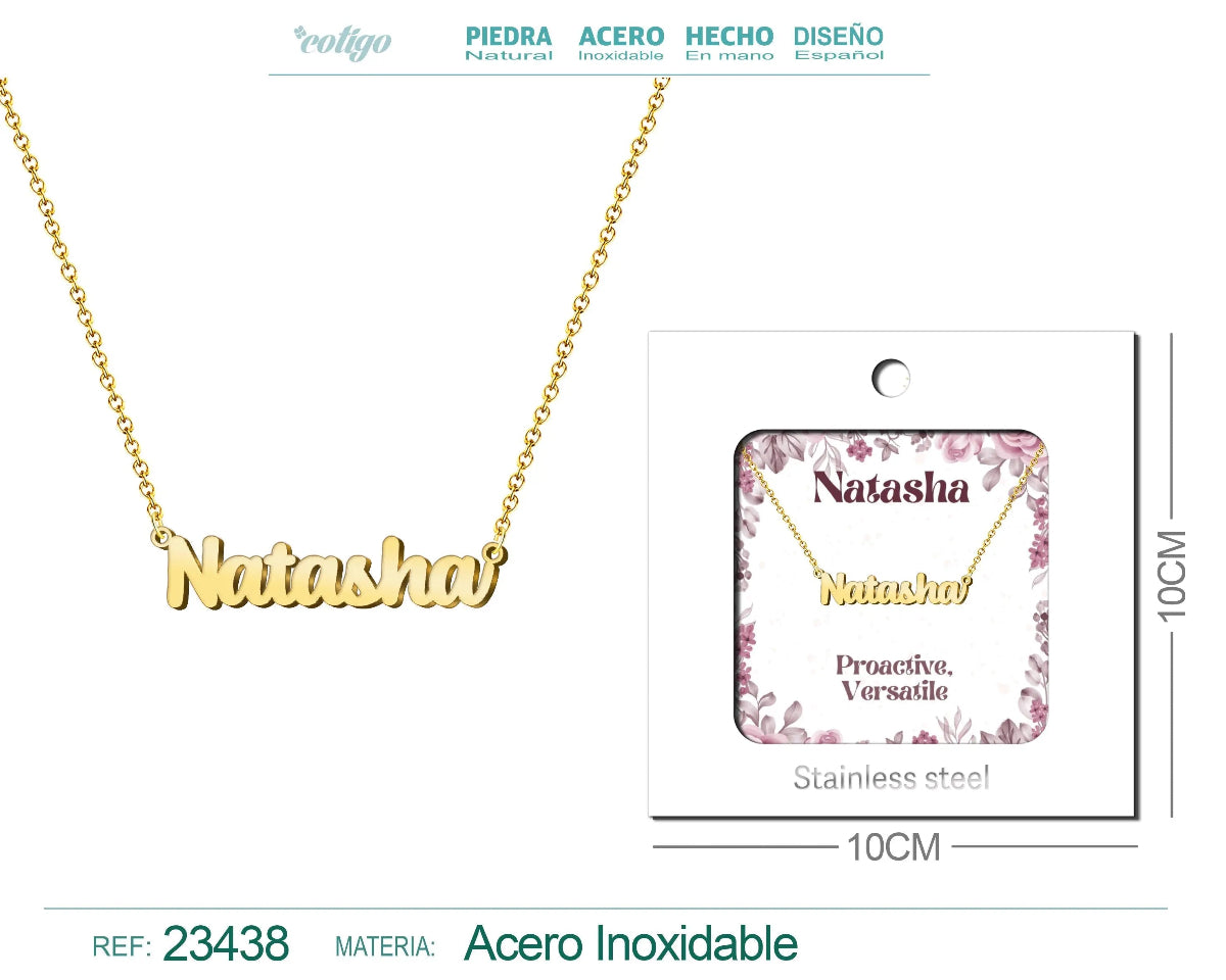 Collar dorado con nombre Natasha escrito en cursiva diseño exótico y elegante con acabado brillante en acero inoxidable