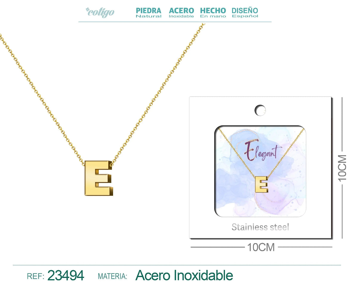 Collar dorado con colgante letra E de acero inoxidable en tarjeta de regalo