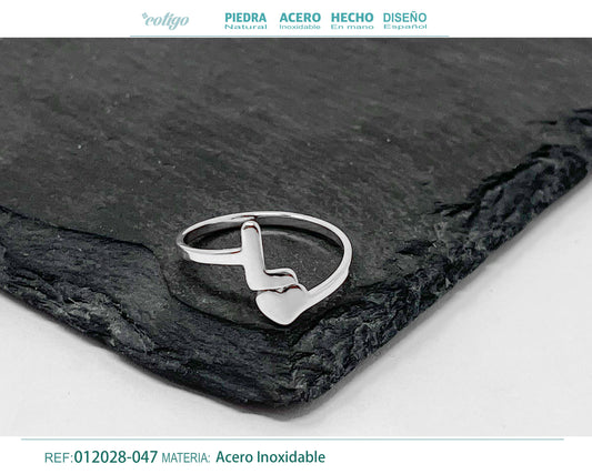 Anillo Acero Letra L color plateado