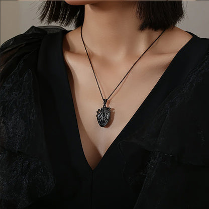 Collar gótico para mujer o Hombre, diseños de corazón, calavera, luna y fénix | Joyería oscura | Regalo romántico y original