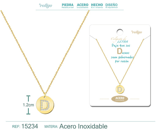 Collar Letra D Color Dorado