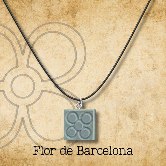 Colgante Flor de Barcelona con cordon y Acero