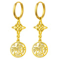 Pendientes de aro en acero inoxidable dorado con colgantes verticales: Nudo de Bruja (arriba) y Tetragrammatón (abajo).