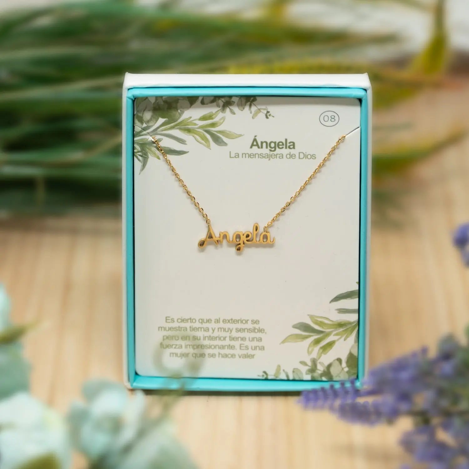 Collar con Nombre Angela - Acero Inoxidable Dorado - cotigo