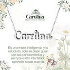 Collar con nombre Carolina en acero inoxidable plateado resistente al agua joya independiente regalo para mujer inteligente.