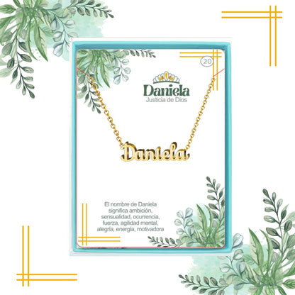 Collar Nombre  Daniela Acero color Dorado