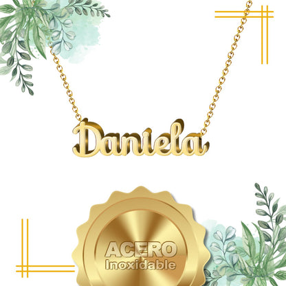Collar Nombre  Daniela Acero color Dorado