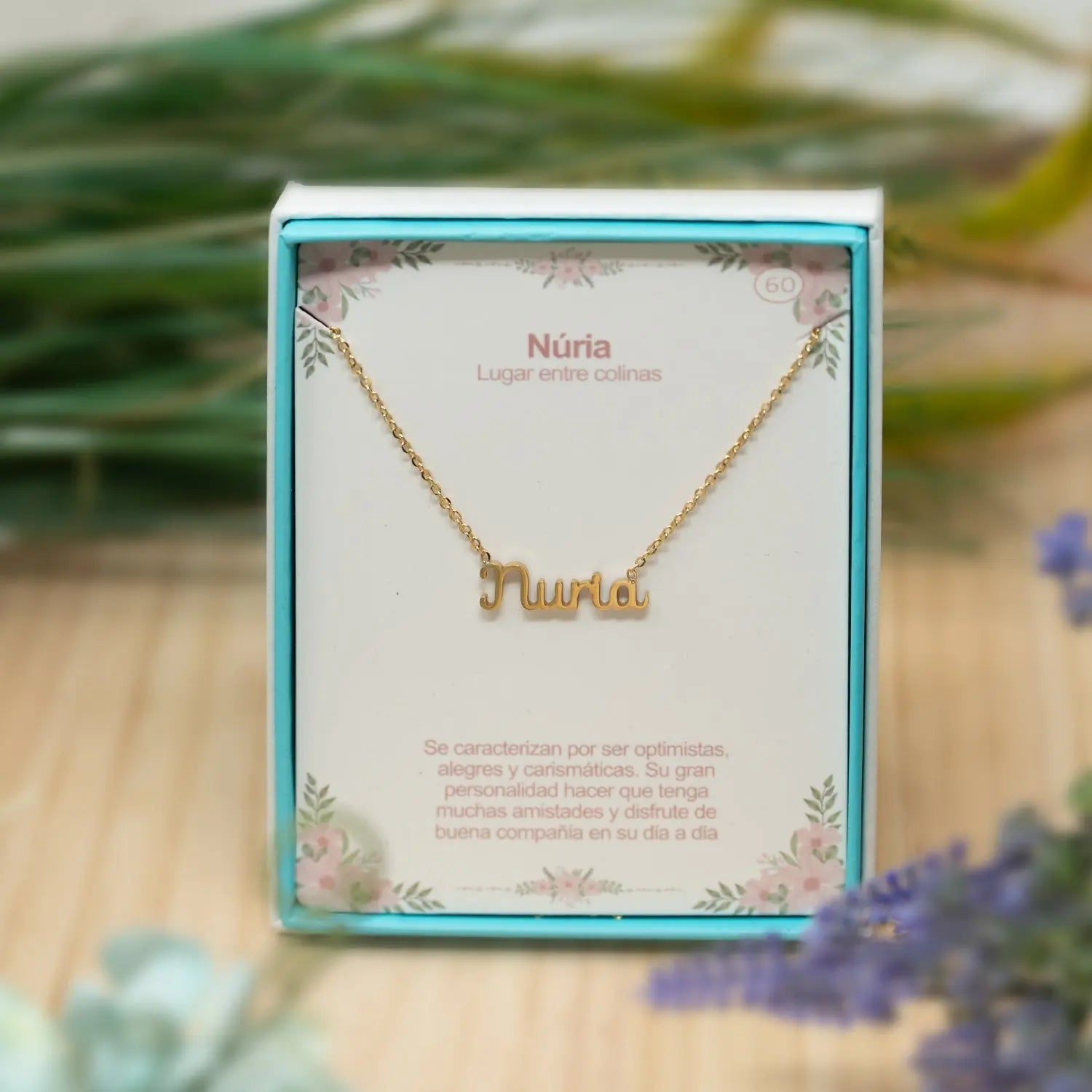 Collar con Nombre Núria - Acero Inoxidable Dorado - cotigo