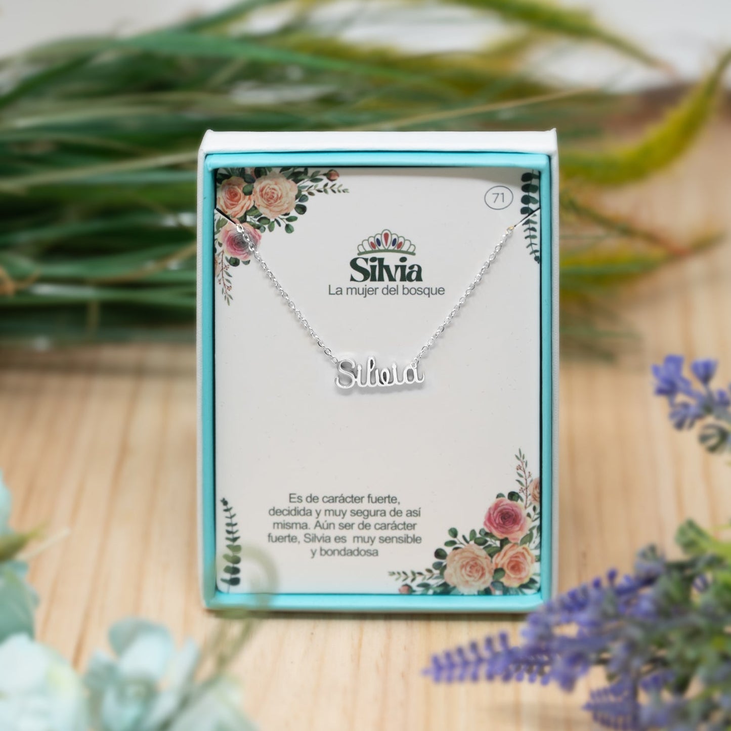 Collar Nombre  Silvia Acero color Plateado