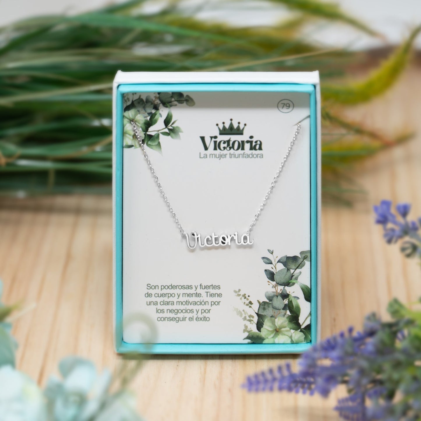 Collar Nombre  Victoria Acero color Plateado