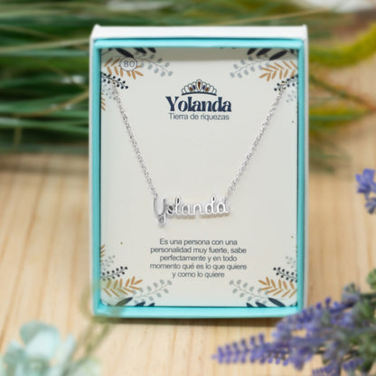 Collar Nombre  Yolanda Acero color Plateado