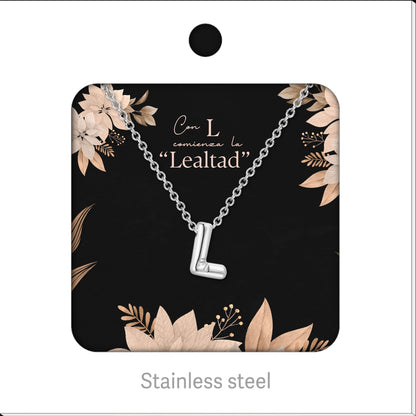 Collar Letra Inicial Acero Inoxidable con Tarjeta diseñado y Caja de Regalo, Regalo para Cumpleaños, Navidad, Día de Madera, San Valentín