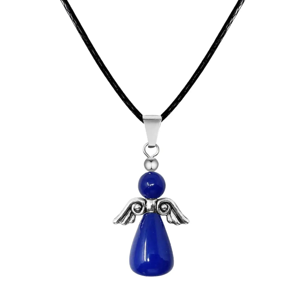 Colgante de Ángel de la Guarda con piedra aguamarina de tono azul claro translúcido, alas de metal plateado y cordón negro, amuleto de comunicación y calma.