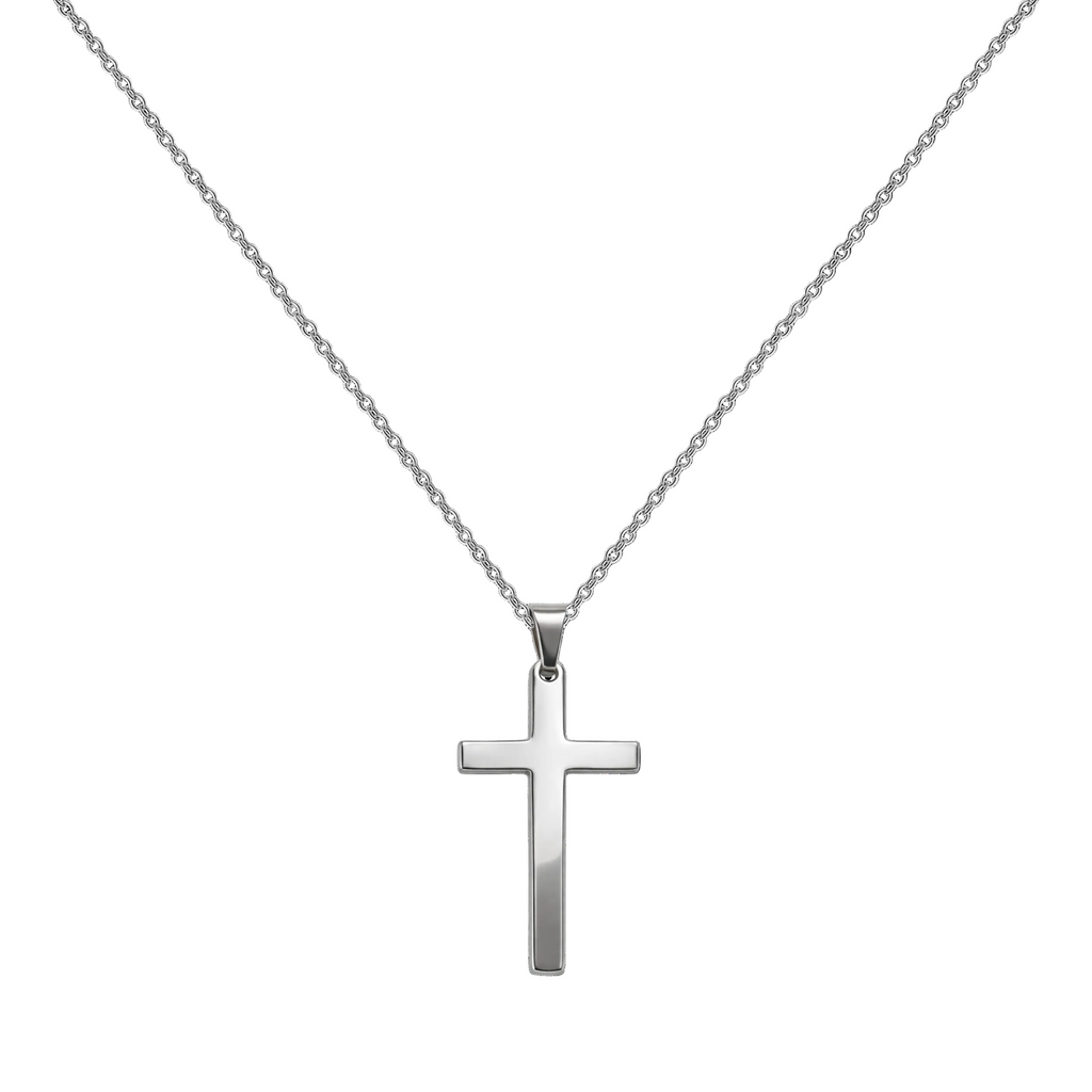Collar de cadena con colgante de cruz clásica en acero pulido sobre fondo negro