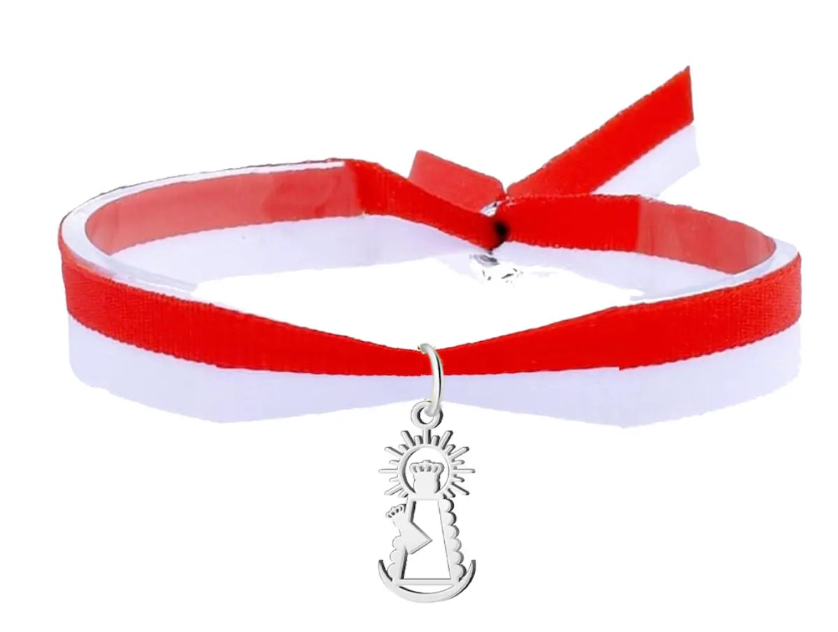 Pulsera de cinta de tela con la bandera de Cantabria roja y blanca y charm de la Virgen de la Bien Aparecida en acero