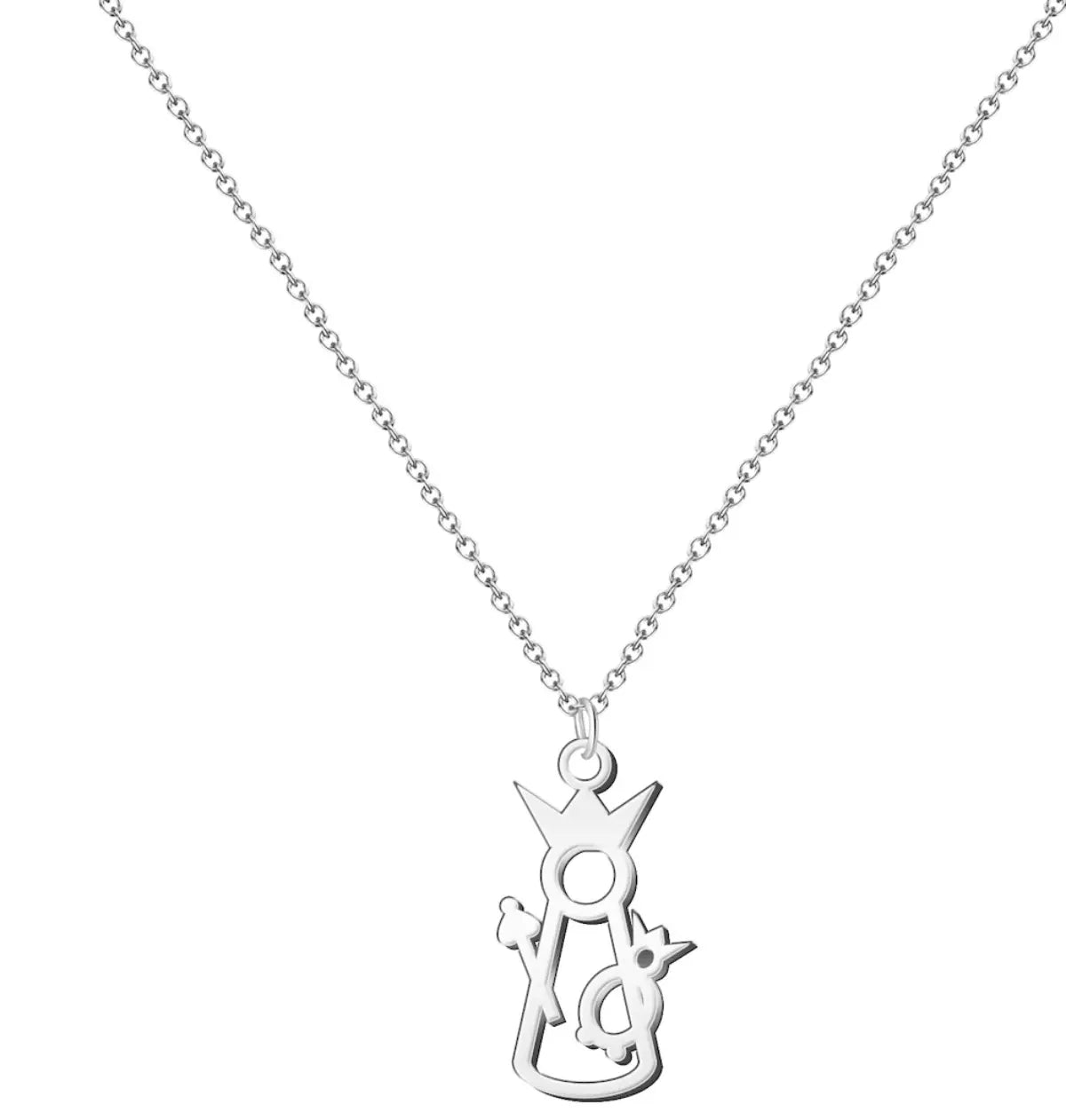 Colgante silueta minimalista de la Virgen de la Victoria patrona de Málaga en acero plateado