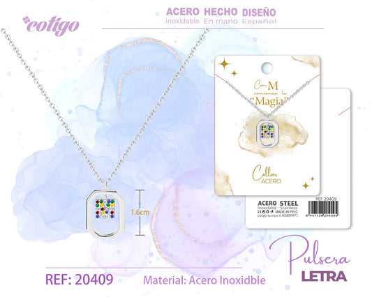 Collar Letra M Plateado con Circonitas