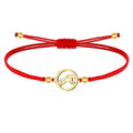 Pulsera de Hilo Rojo con Caballo en Acero Dorado