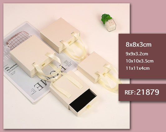Caixa de presente 8x8x3cm