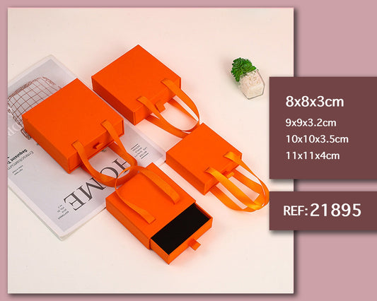Caixa de presente 8x8x3cm
