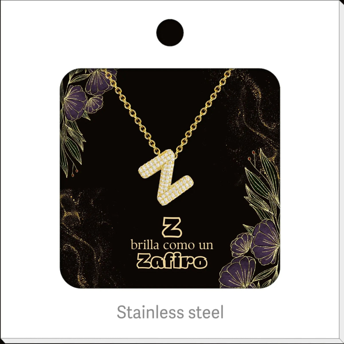 Collar con colgante de inicial Z diseño clásico con pavé de circonitas blancas y baño de oro 14K. Stainless Steel.