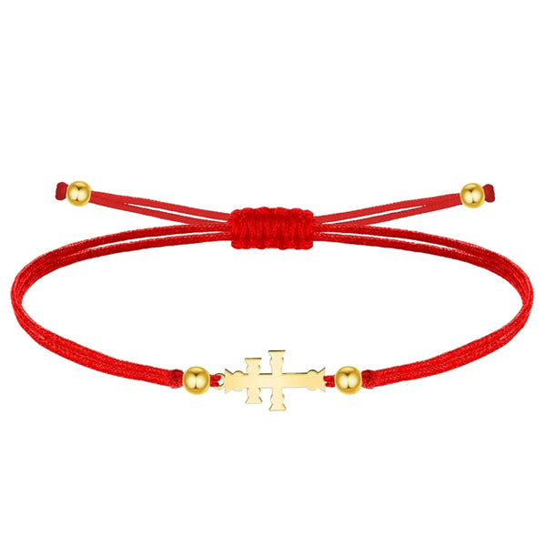 Pulsera de hilo rojo encerado con la Cruz de Caravaca en acero dorado, cierre de nudo corredizo ajustable y cuentas doradas decorativas