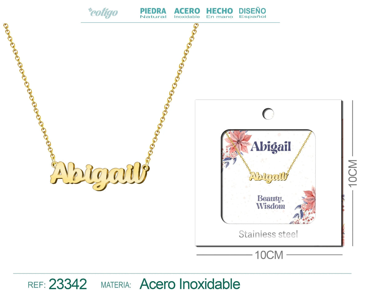 Collar dorado con nombre Abigail escrito en inglés diseño elegante y acabado brillante