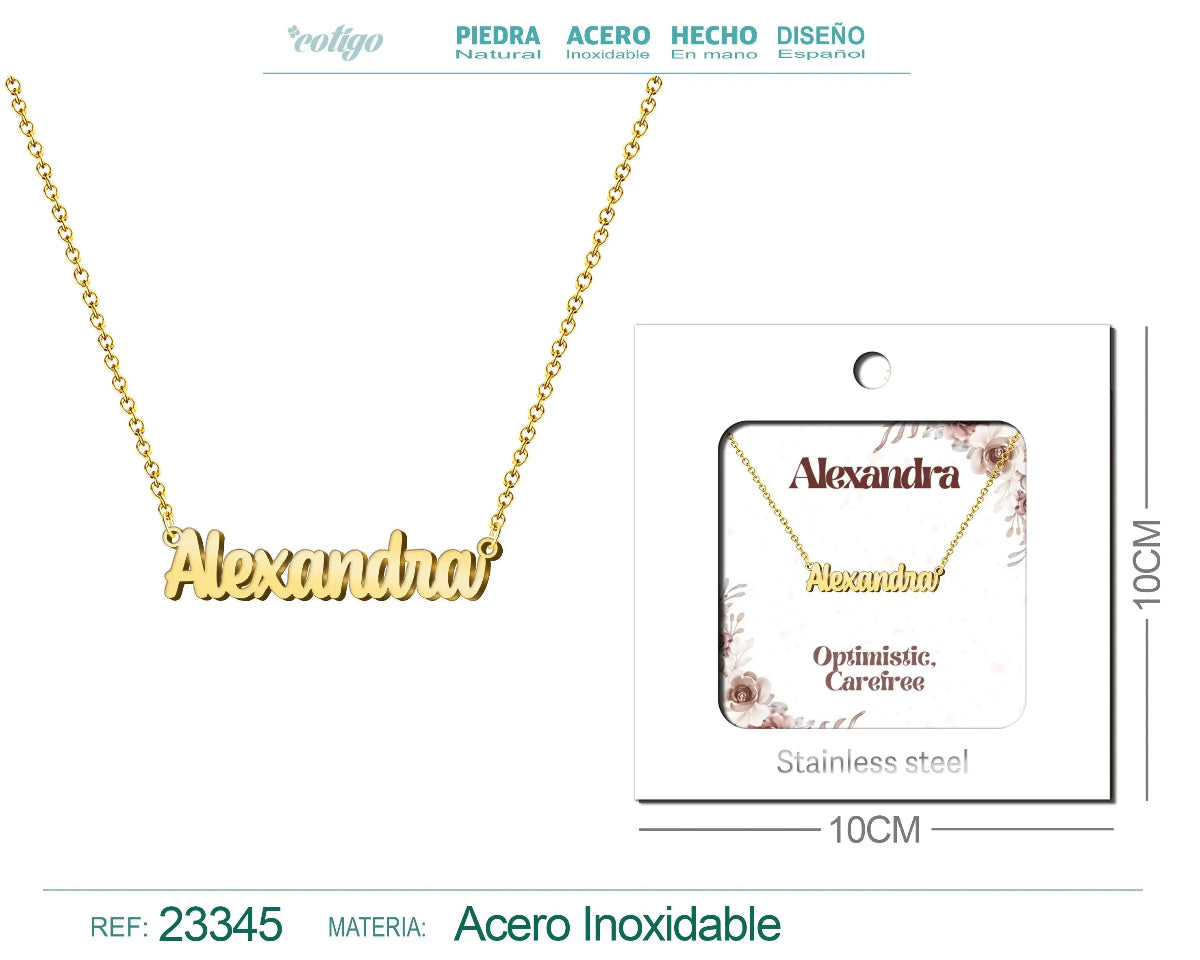 Collar dorado con nombre Alexandra escrito en inglés con X diseño elegante y acabado brillante