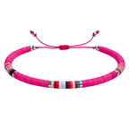 Pulsera de Hilo Encerado con Cuentas Heishi Multicolor en acabado fucsia – vista principal
