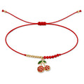 Pulsera roja ajustable para mujer con charm de cerezas y cuentas doradas