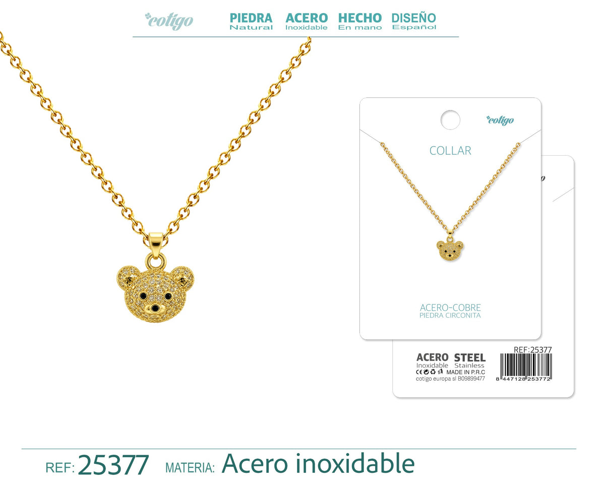 Collar de cara de osito con circonitas en tono dorado, con cadena y tarjeta de presentación.
