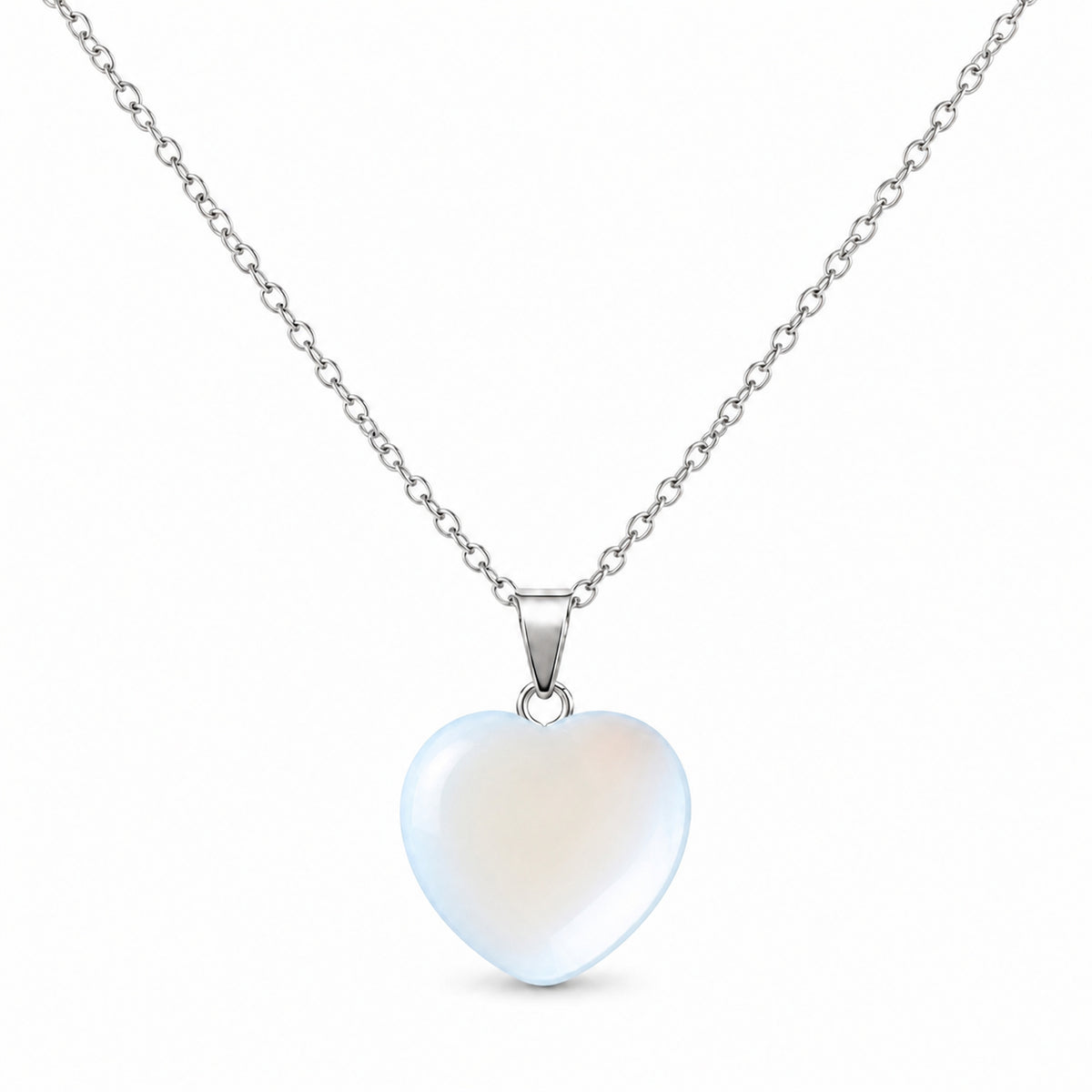 Collar con corazón de opalina y cadena en tono plateado