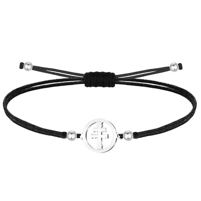 Pulsera de hilo negro con medalla redonda de la Cruz de Caravaca en acero inoxidable plateado, diseño calado con nudo ajustable