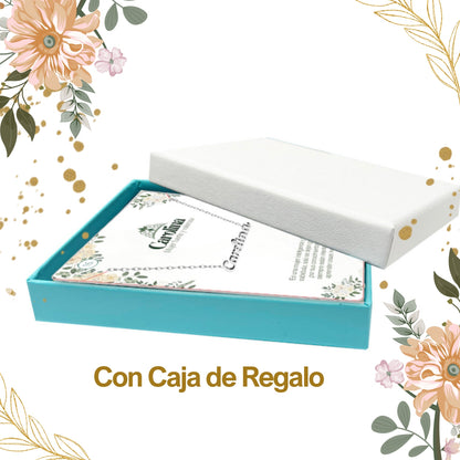Collar con Nombre en Acero Inoxidable, Color Plateado, Incluye Tarjeta con el Significado de 60 Nombres + Caja de Regalo  y Pulsera 7 Nudos de Regalo