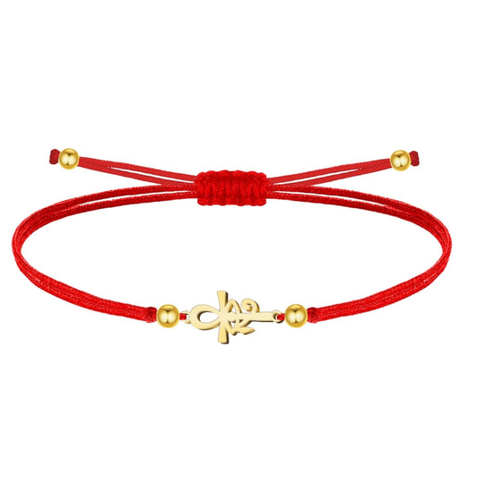 Pulsera de hilo rojo con un diseño central de la Cruz Egipcia (Ankh) que integra el símbolo del Ojo de Horus, fabricada en acero inoxidable con acabado dorado, decorada con esferas metálicas doradas y cierre ajustable de nudo corredizo.