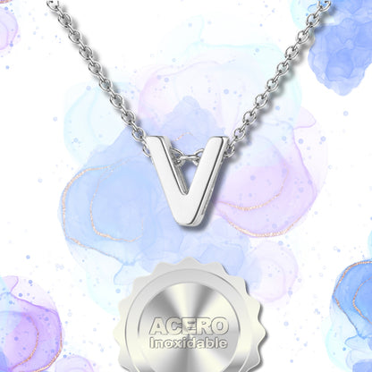 Collar Letra V Acero color Plateado