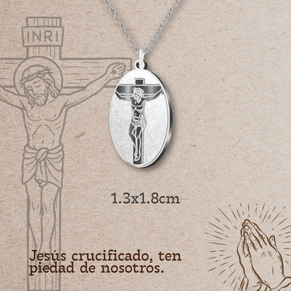 Colgante Acero Jesús Crucificado color Plateado