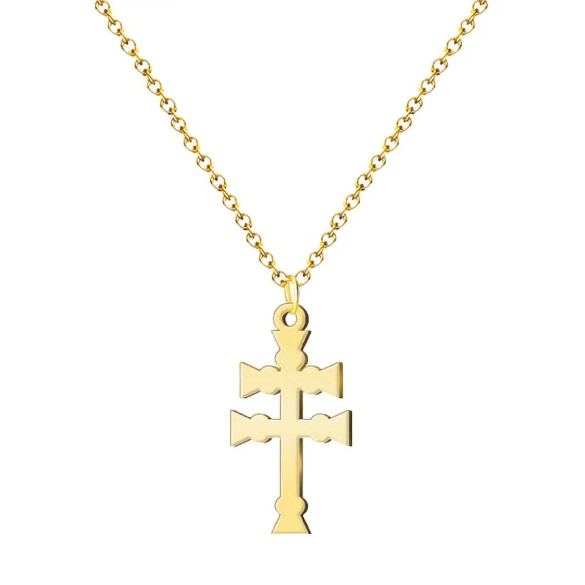 Colgante de la Cruz de Caravaca en acero inoxidable acabado dorado con cadena sobre fondo blanco