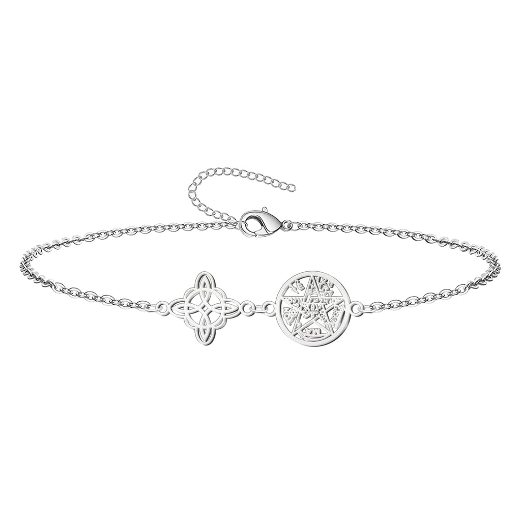 Pulsera de acero inoxidable plateado con doble amuleto: el Nudo de Bruja celta y el pentagrama del Tetragrammaton, unidos por una cadena fina.