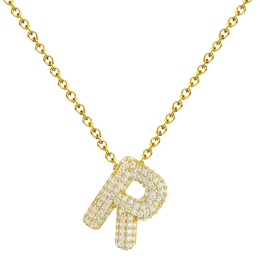 Collar con colgante de inicial R diseño clásico con pavé de circonitas blancas y baño de oro 14K. Stainless Steel.