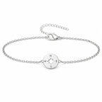 Pulsera Brújula en Acero Inoxidable - Plateado sobre fondo blanco