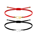 Pulsera de Hilo con Dos Corazones en Acero Inoxidable sobre fondo blanco