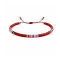 Pulsera de Hilo Encerado con Cuentas Heishi Multicolor - Rojo sobre fondo blanco