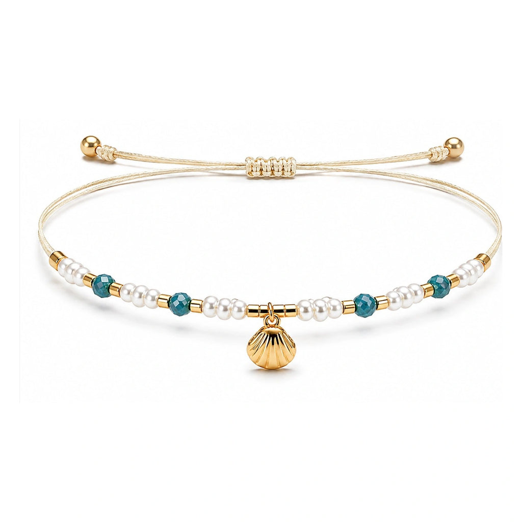 Pulsera de Cuentas con Concha sobre fondo blanco